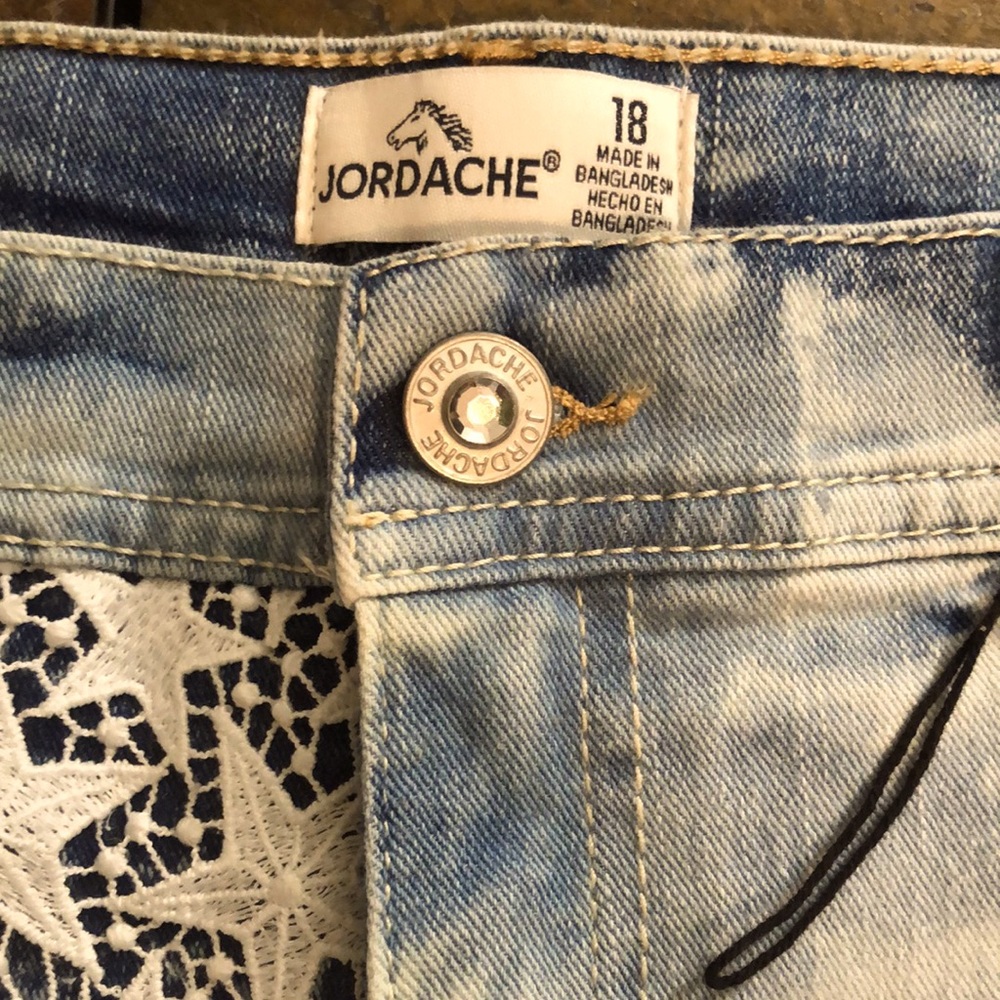 Jordache MIDI Shorts, 2 pair NWT - Picture 6 of 7